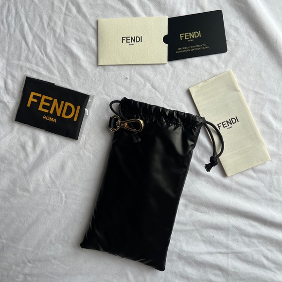 Brand New FENDI soft case sunglasses Eyeglasses cushioned pouch drawstring - Picture 2 of 8